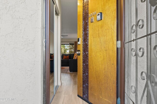 Photo - 7625 Camelback Rd Unit 323