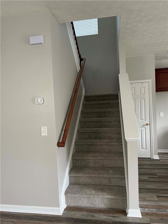 Photo - 503 Sautee Pl