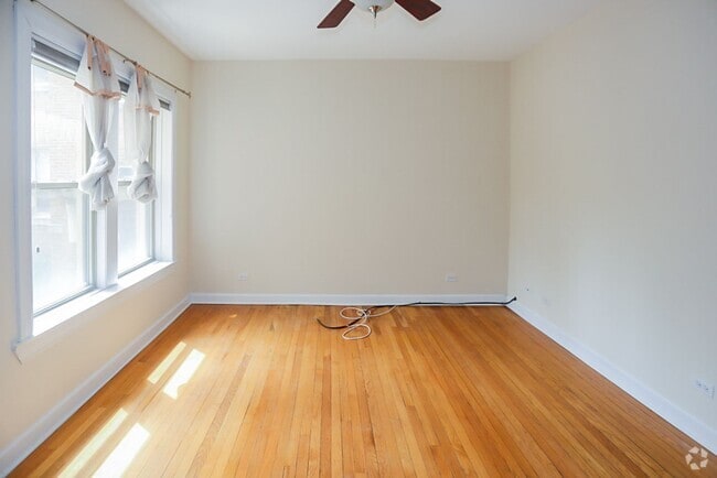 Building Photo - 1944 W Leland Ave Unit 1946-2 Rental