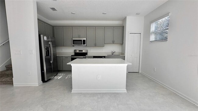 Photo - 7600 Stone Crk Trl