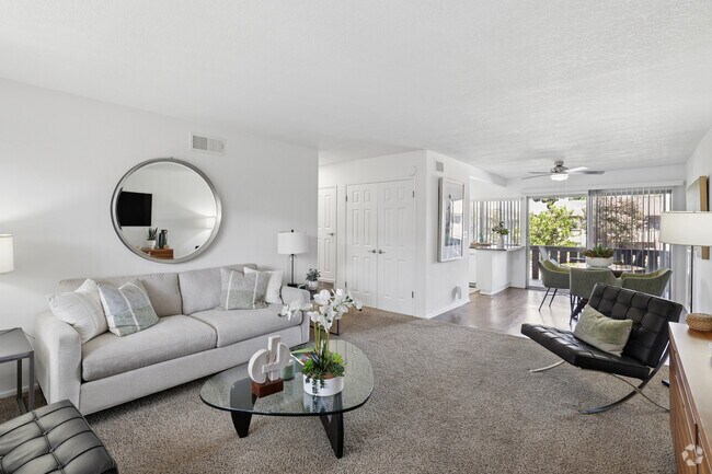 2BR, 1BA - 850SF - Living Room