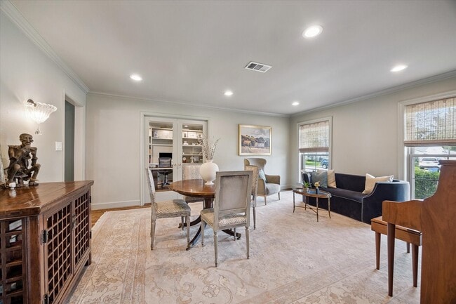 Photo - 6159 Meadow Lake Ln
