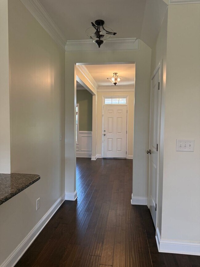 Photo - 538 Saratoga Rd