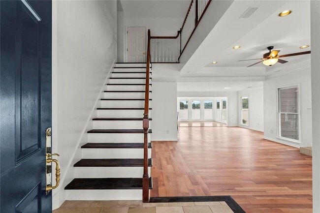 Photo - 1695 Spinnaker Dr