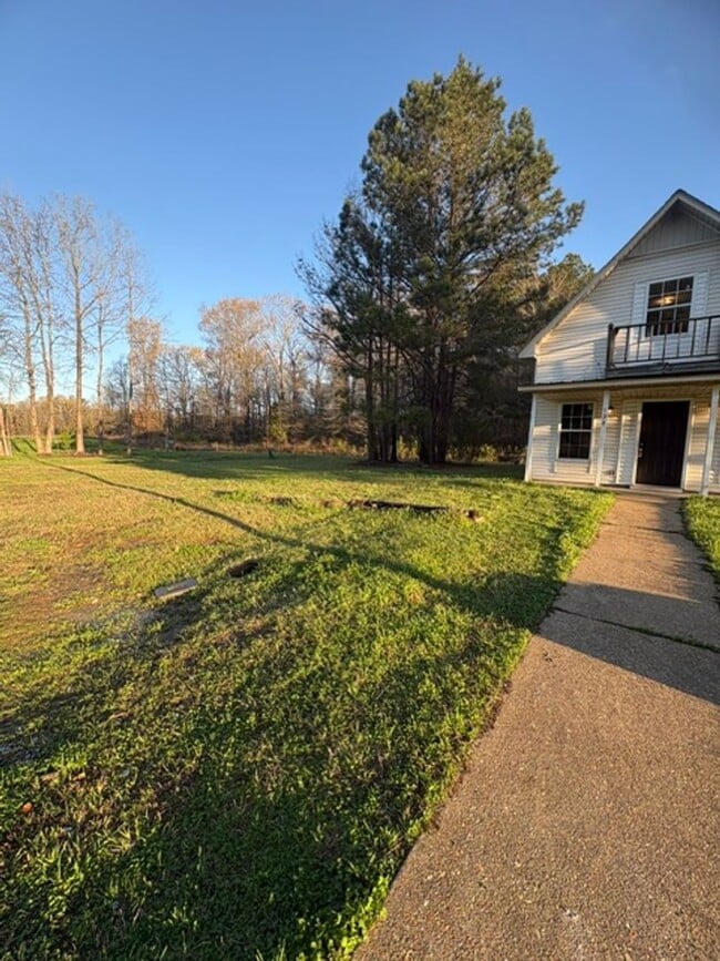 Photo - Renovated 3 Bedroom 2 Bath Home for Rent!