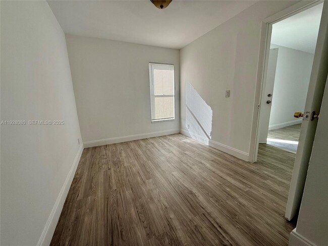 Photo - 4086 N Pine Island Rd Unit 500