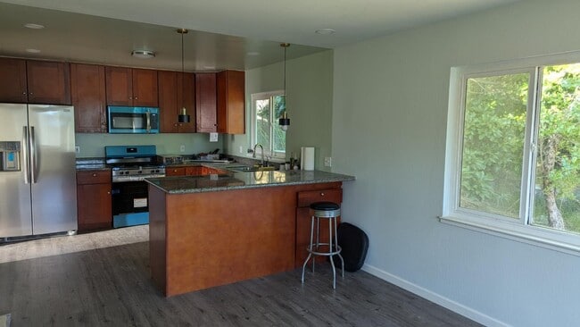 Photo - 1187 Overlook Ave