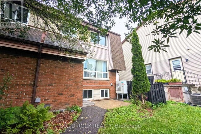 Photo - 29 Woodvale Green