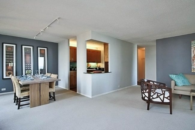 Photo - 236 E Wacker Dr