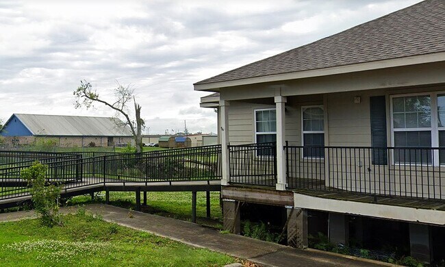 Photo - 100 Elsie Ct