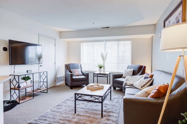 Photo - Campus Village-E. Lansing