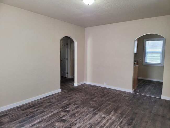 Photo - 318 N Laguna St