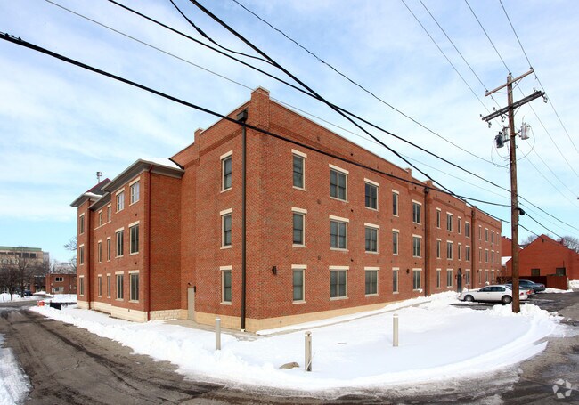 Photo - Jefferson Avenue Apartments