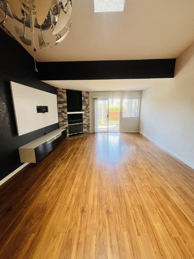 Photo - $3,000 - 2 Bed / 2 Bath Condo in Oceanside