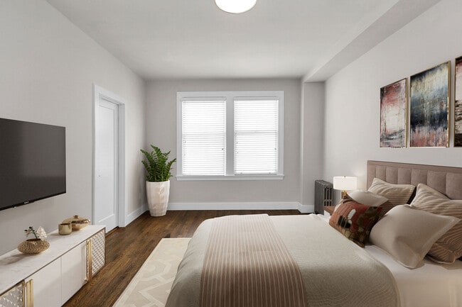 Photo - 2200 Leavenworth