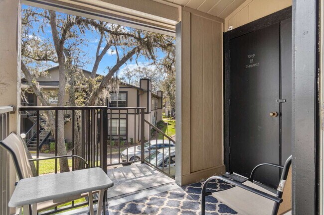 Photo - Chic & Cozy 2-Bed, 2-Bath Condo Retreat in Heart of Tampa Unit 201