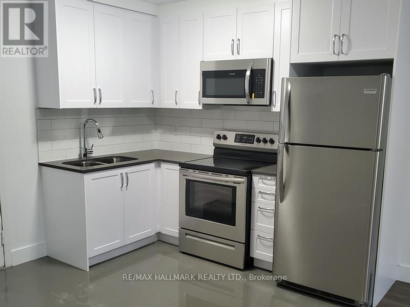 Photo - 245 Howland Ave