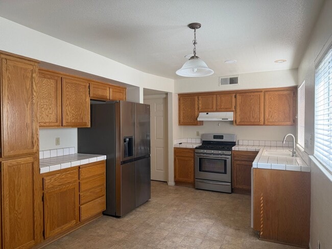 8317 Bramble Bush Cir