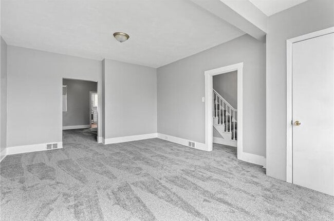 Photo - 814 Woodward Ave