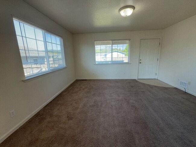 Photo - Pet Friendly! Spacious Ranch-Style 3 Bedroom, 1 Bathroom Home in the Heart of Fortuna