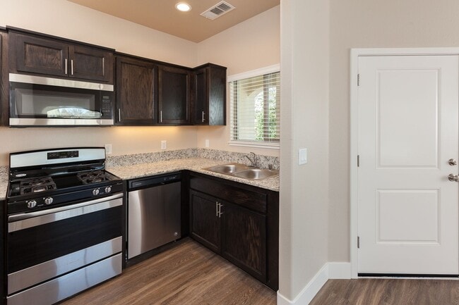 Photo - The Domicile @ West Sacramento