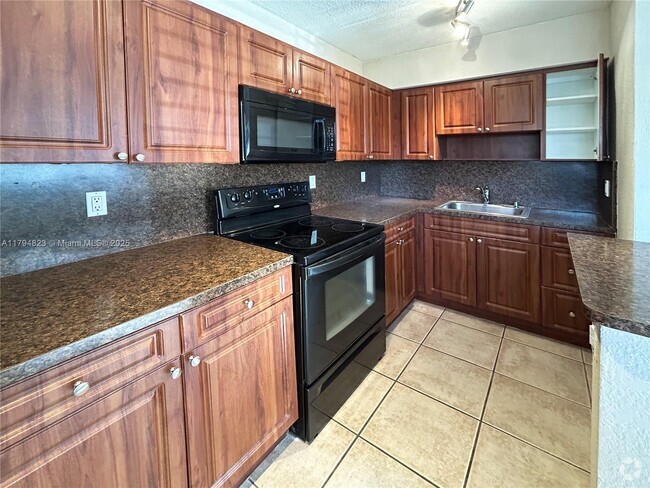 Building Photo - 715 NE 6th St Unit 1 Rental