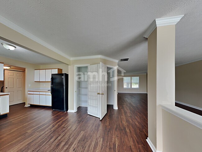 Photo - 17117 Futch Way