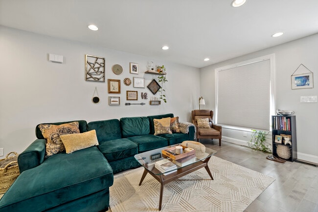 Photo - 1225 Tree St