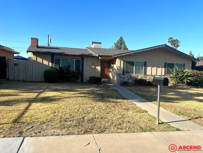 Building Photo - Charming 3-Bedroom Home with Spacious Layout in Northeast Bakersfield