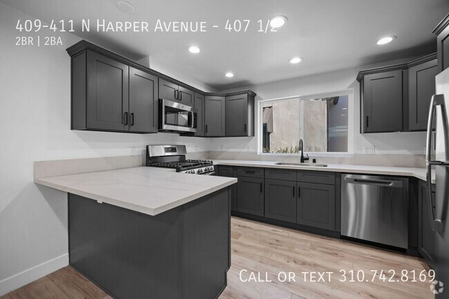 Building Photo - Stylish Top-Floor 2-Bedroom Apartment in t... Unit 407 1/2