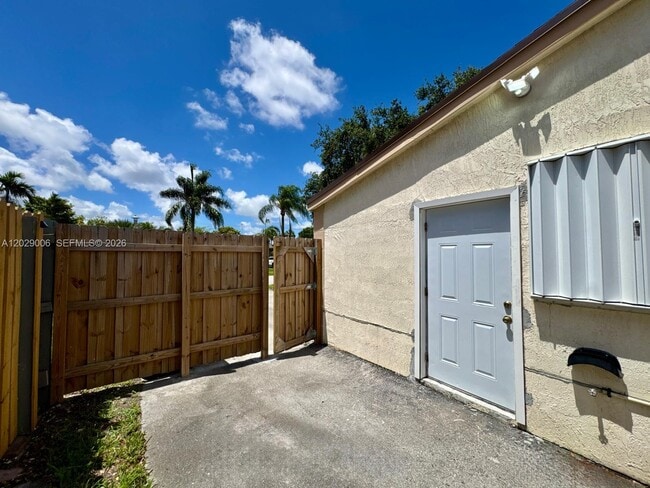 Photo - 8671 NW 3rd St Unit 2