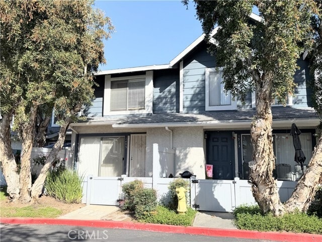 Photo - 1495 McCabe Way