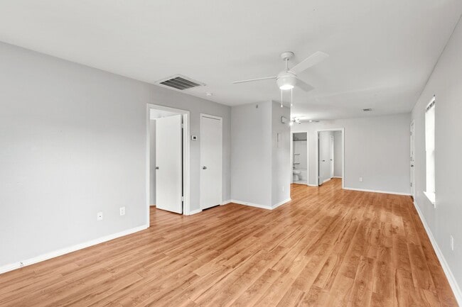 Photo - 1202 Hillyer St
