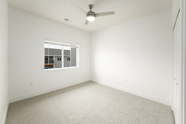 3-Bed Bedroom - Blair Crossing Apartments