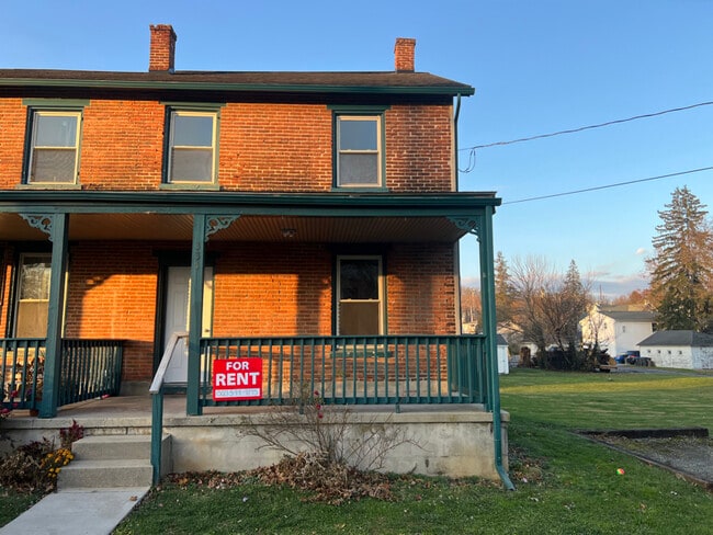 Photo - 331 Church St