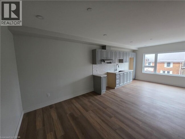 Photo - 580 Adelaide St Unité 201