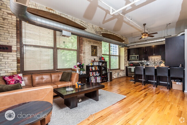 Building Photo - 420 S Clinton St Unit 805 Rental
