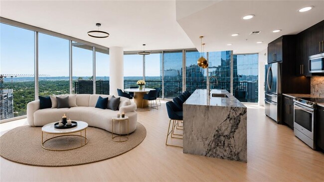 Building Photo - 1080 Peachtree St NE Unit 3403