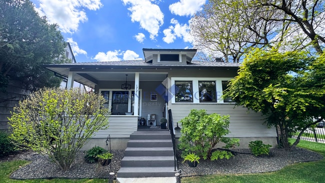 Building Photo - Stunning Home In Desired Boise Location!