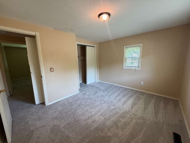 Photo - 878 Evergreen Ave Unit #11