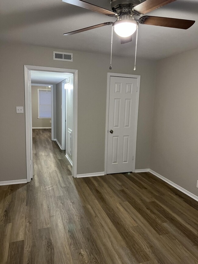 2906 Prairie Flower Cir Unidad A