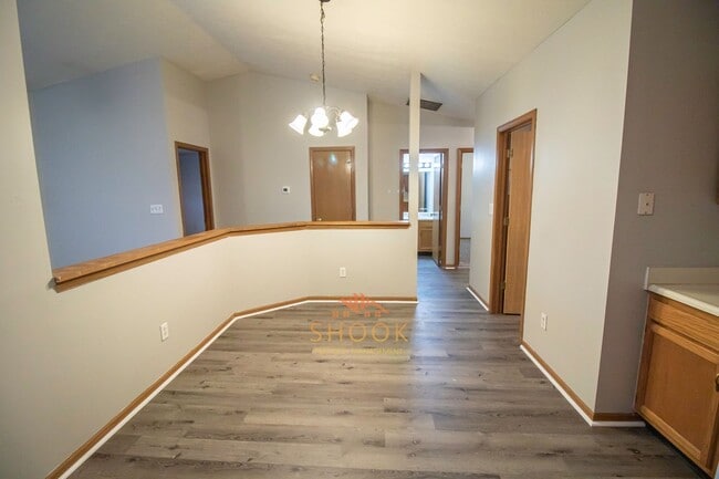 Photo - 3525/3527 E Thornhill Circle Unit 3525 E Thornhill Circle