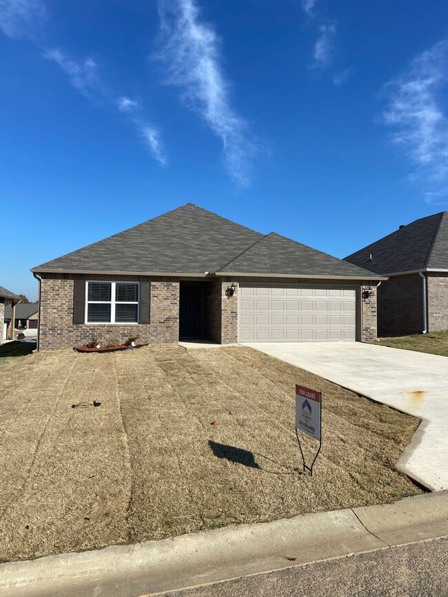 Photo - Pre-Leasing Now | Open-Concept 3-Bedroom Home in Fairview Haven