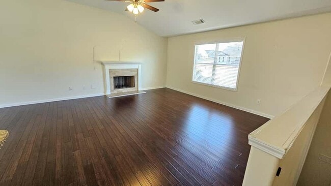 Photo - 2126 Crown Park Dr