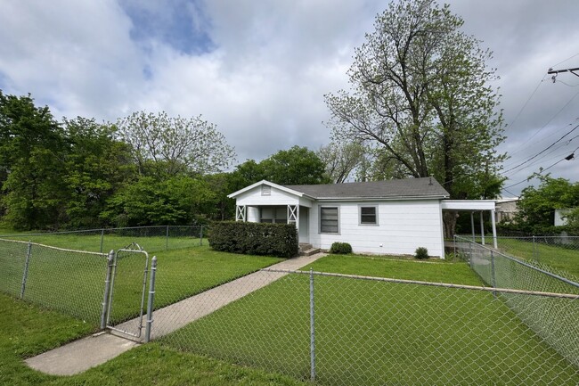 Building Photo - 413 Bolliger Blvd