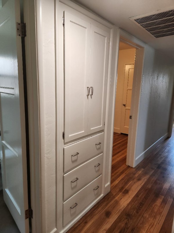 Photo - 261 N Larson St