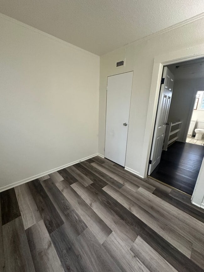 Photo - 52 Riley Manor Cir