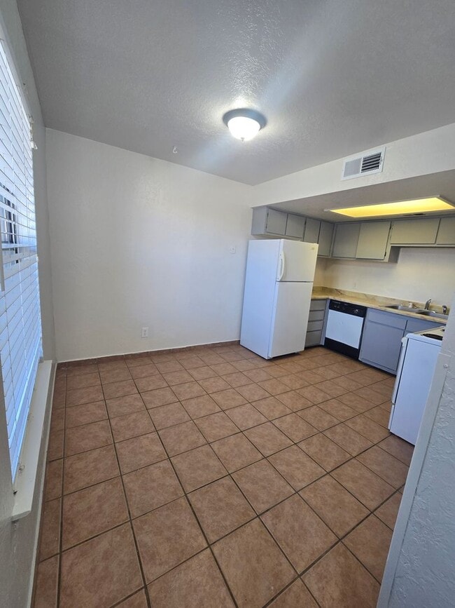 Photo - Comfortable 2 Bedroom Rio Rancho Apartment