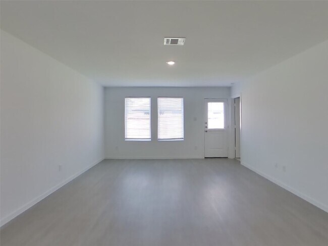 Photo - 3017 Fantasy Ter Dr