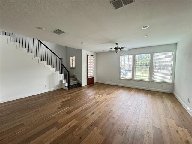 Photo - 1951 Sweetwater Ln